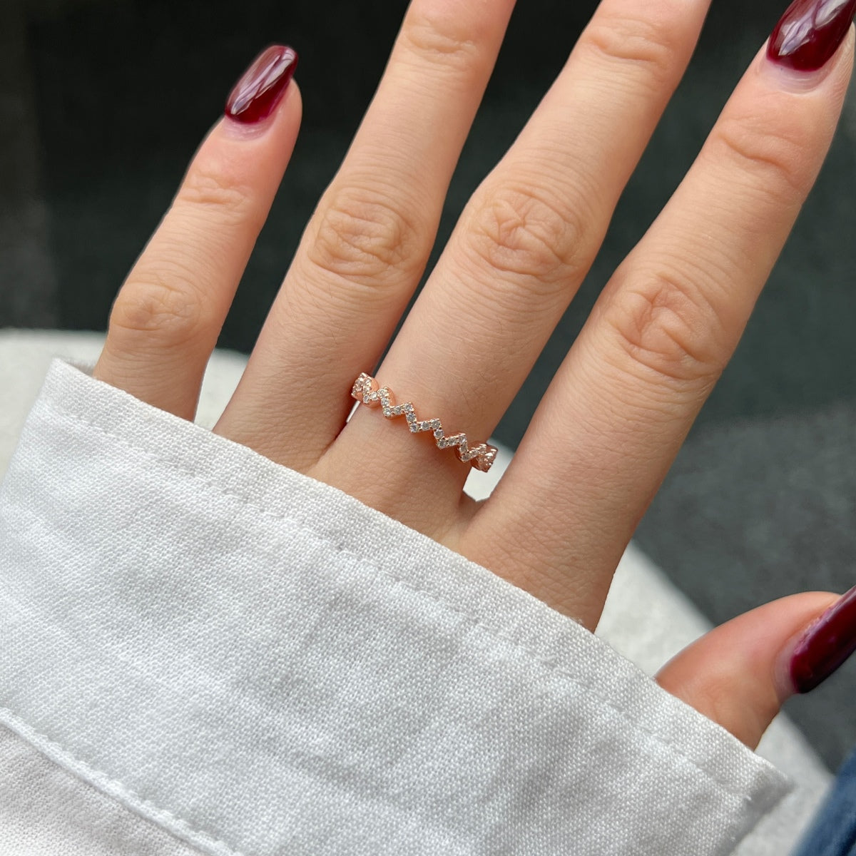 [Oramore Jewelry]Delicate Enchanting Wave Shape Daily Ring