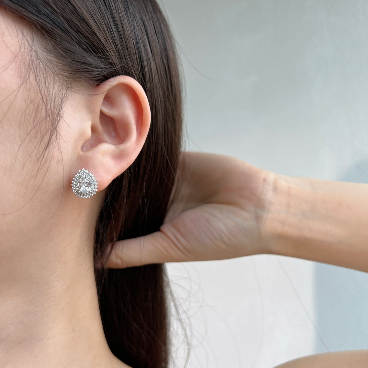 [Oramore Jewelry]Delicate Gorgeous Pear Cut Daily Earrings