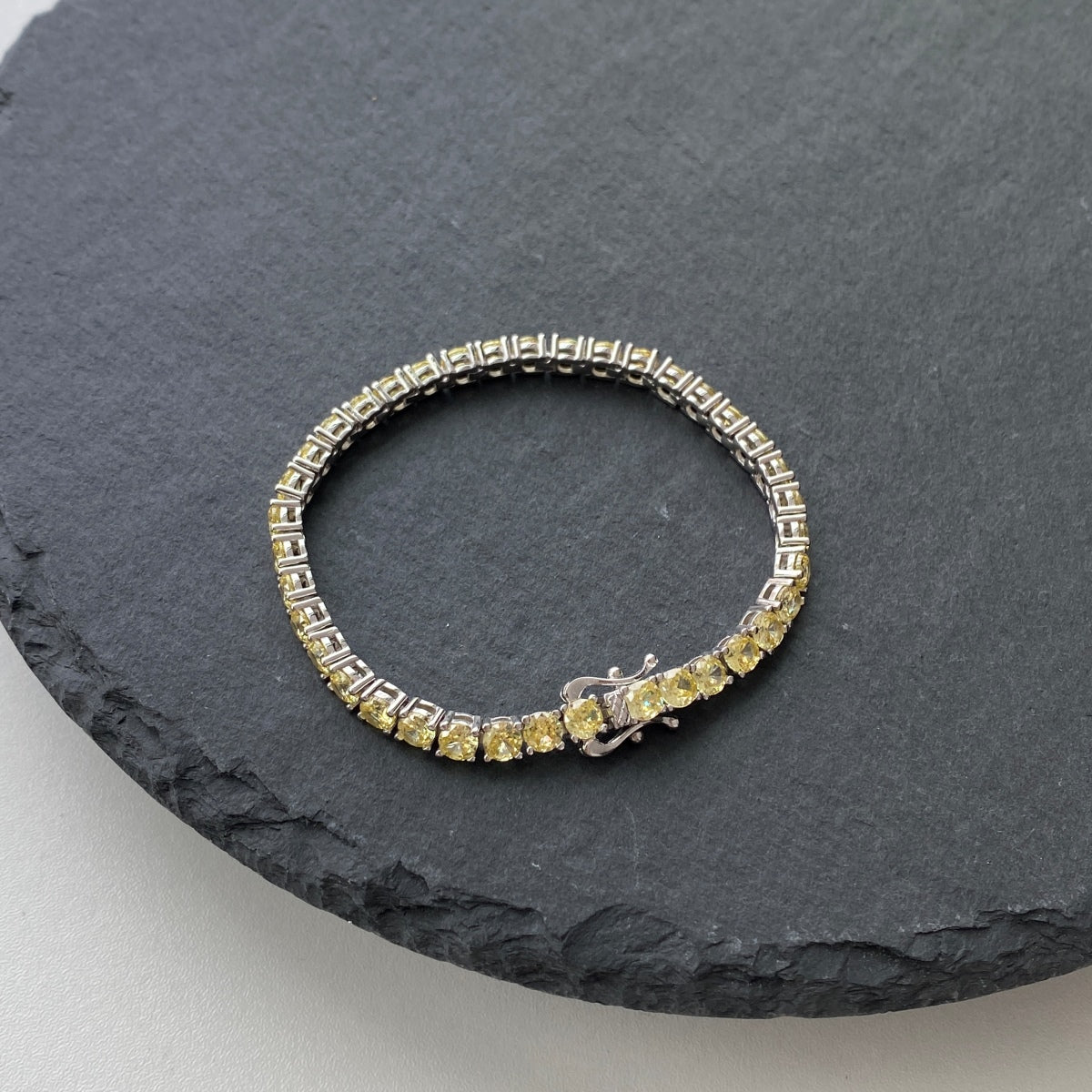 [Oramore Jewelry]Ornate Dazzling Round Cut Tennis Bracelet