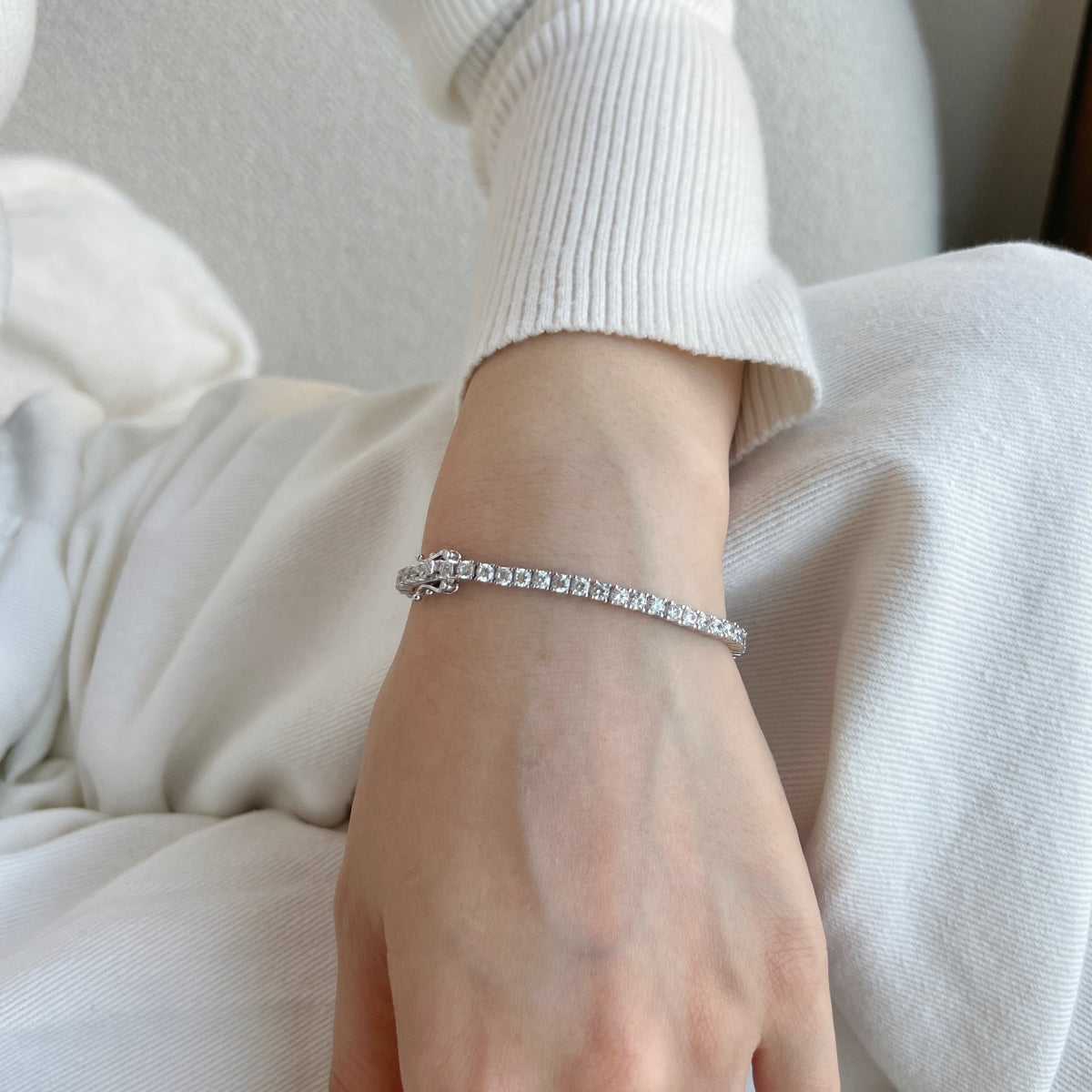 [Oramore Jewelry]Dainty Charming Round Cut Tennis Bracelet
