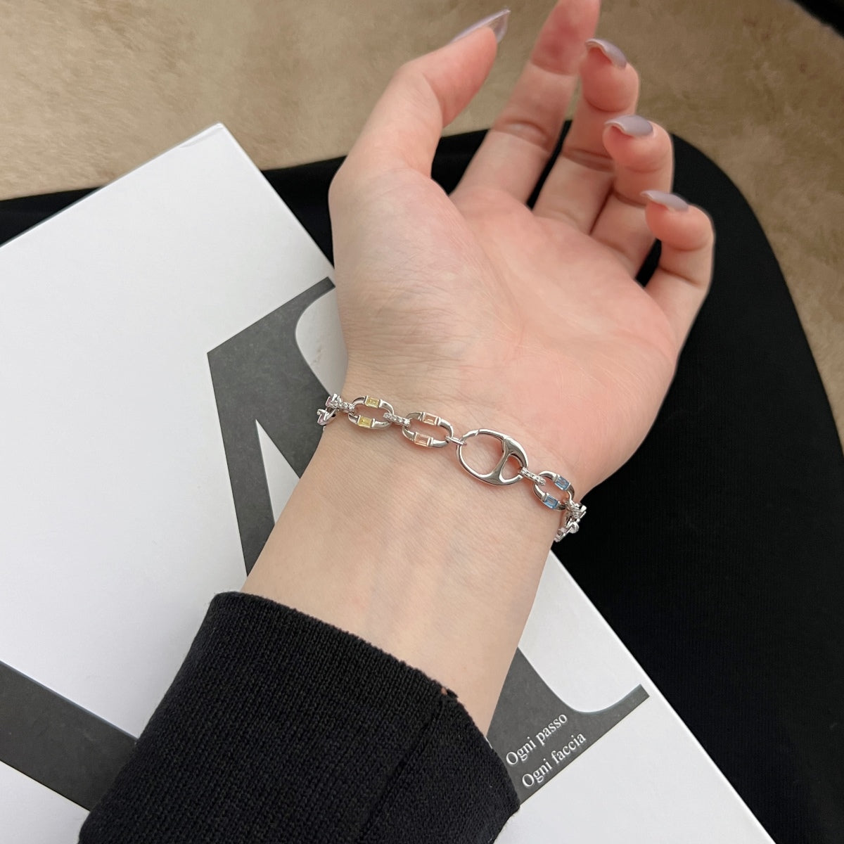 [Oramore Jewelry]Dazzling Colorful Daily Bracelet
