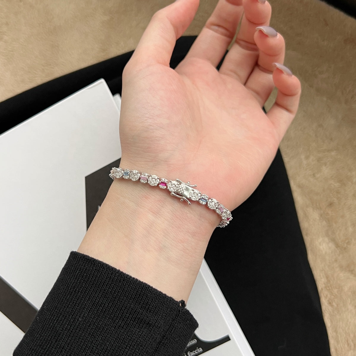 [Oramore Jewelry]Dazzling Radiant Multi Cut Daily Bracelet