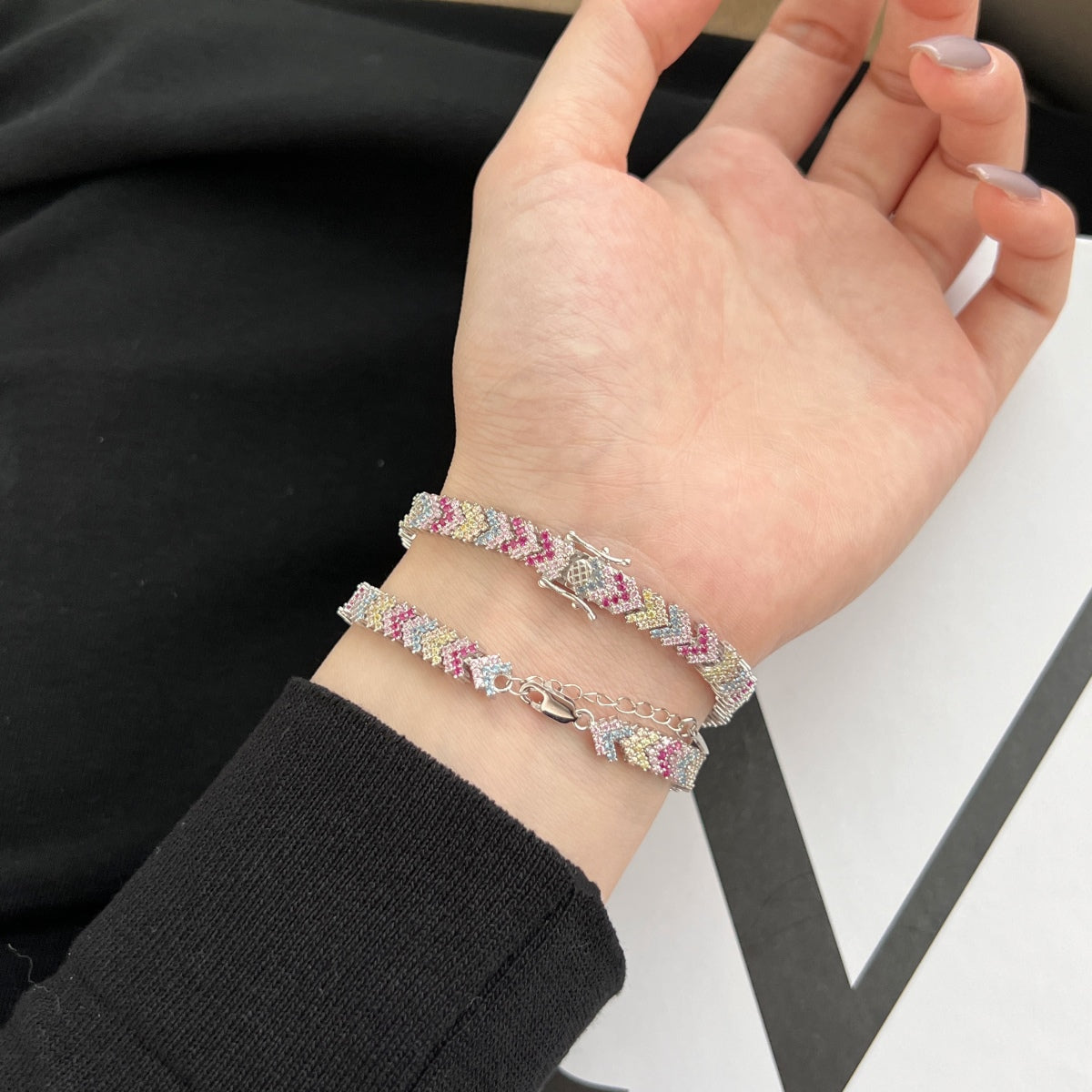 [Oramore Jewelry]Ornate Sparkling Round Cut Party Bracelet