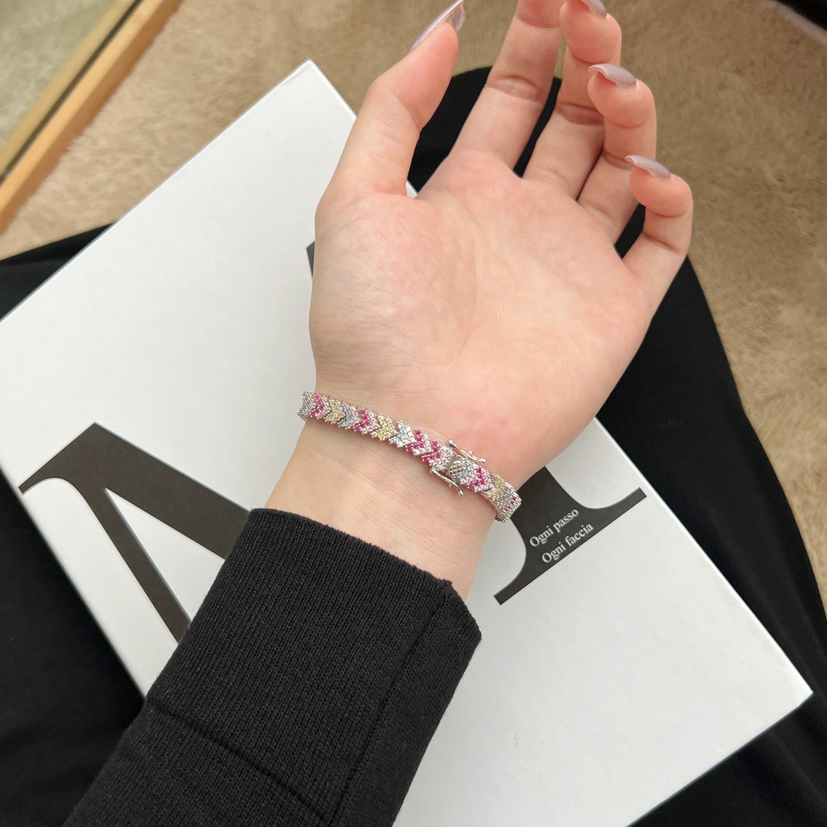 [Oramore Jewelry]Ornate Sparkling Round Cut Party Bracelet