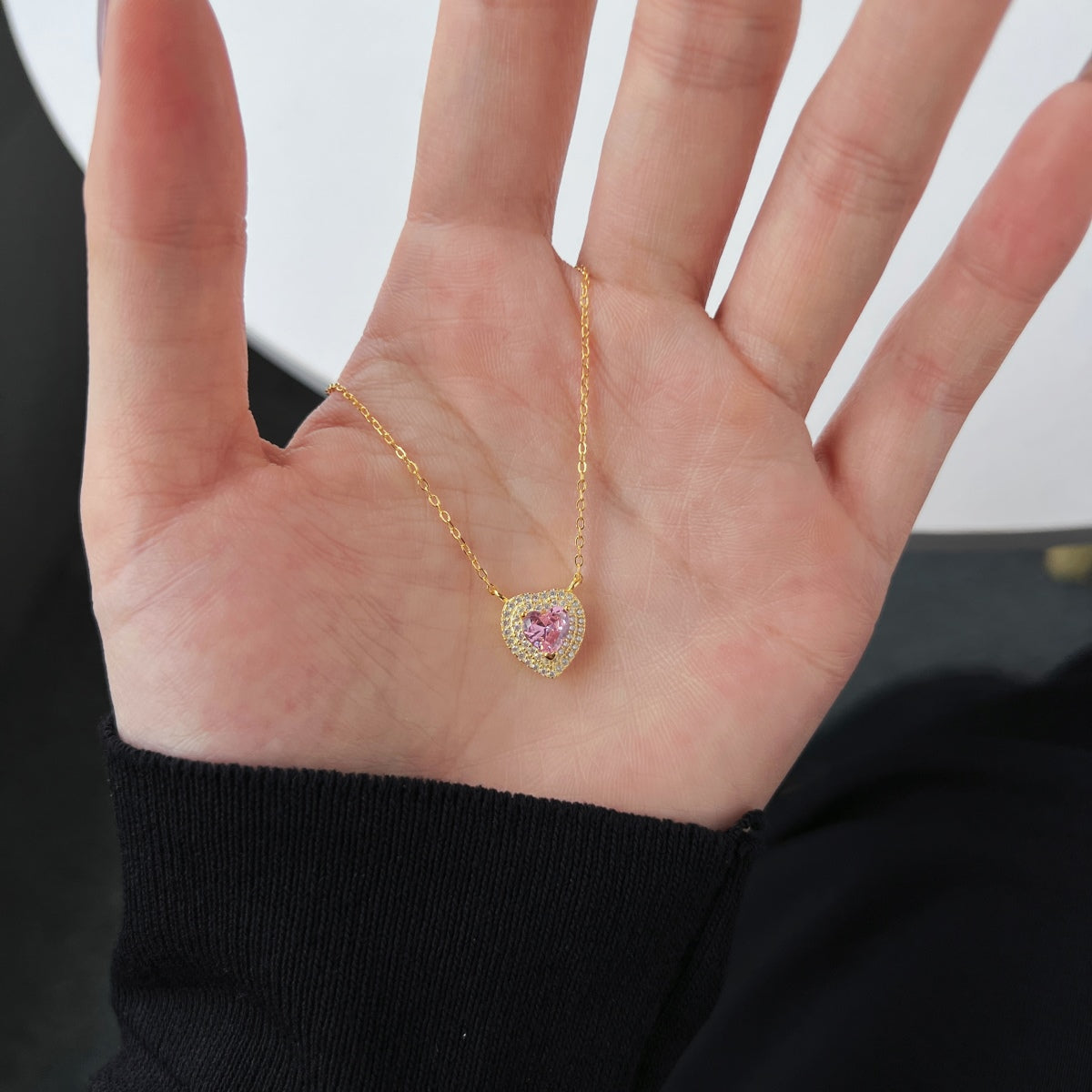 [Oramore Jewelry]Exquisite Heart Shape Necklace