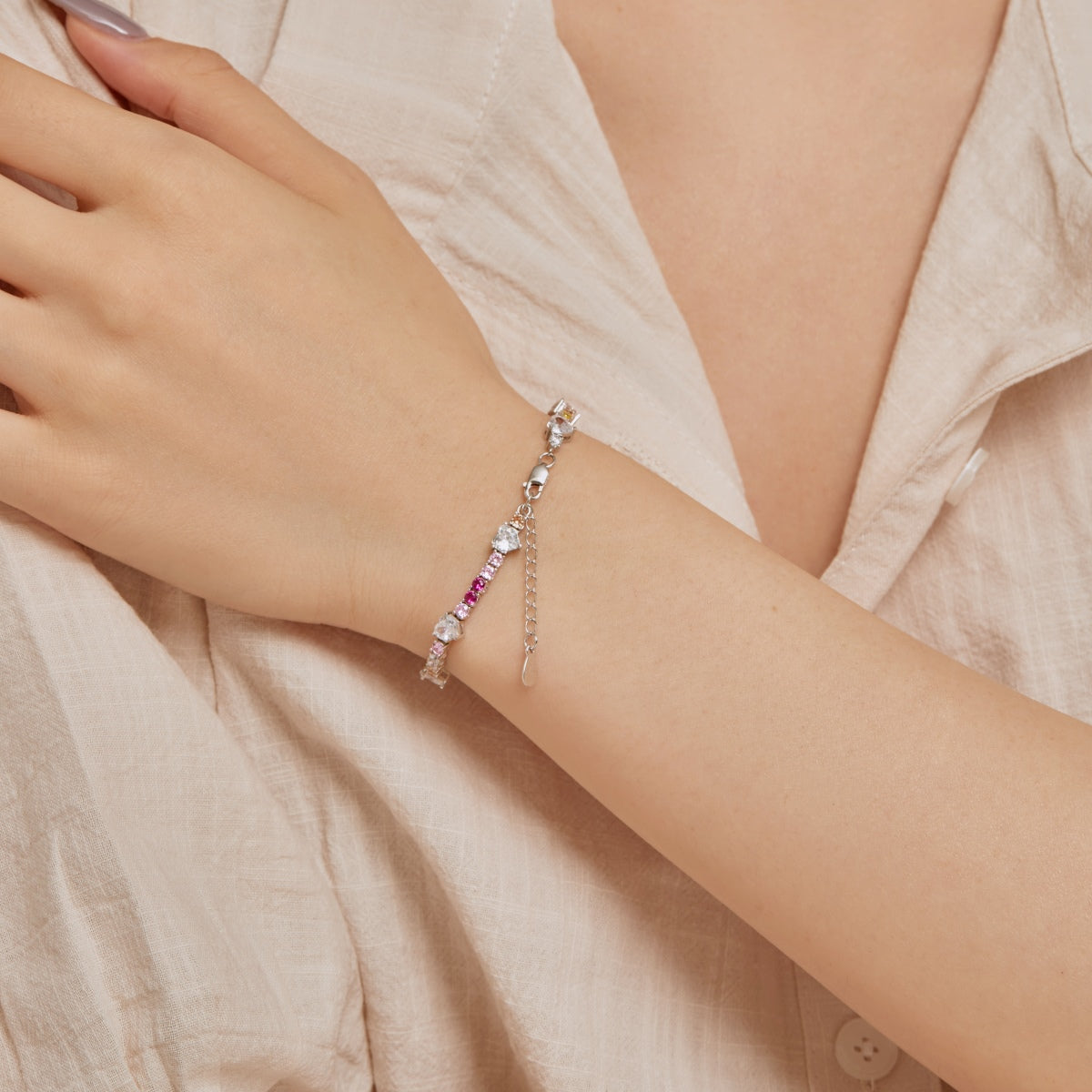 [Oramore Jewelry]Romantic Heart Shape Round Cut Lover Bracelet