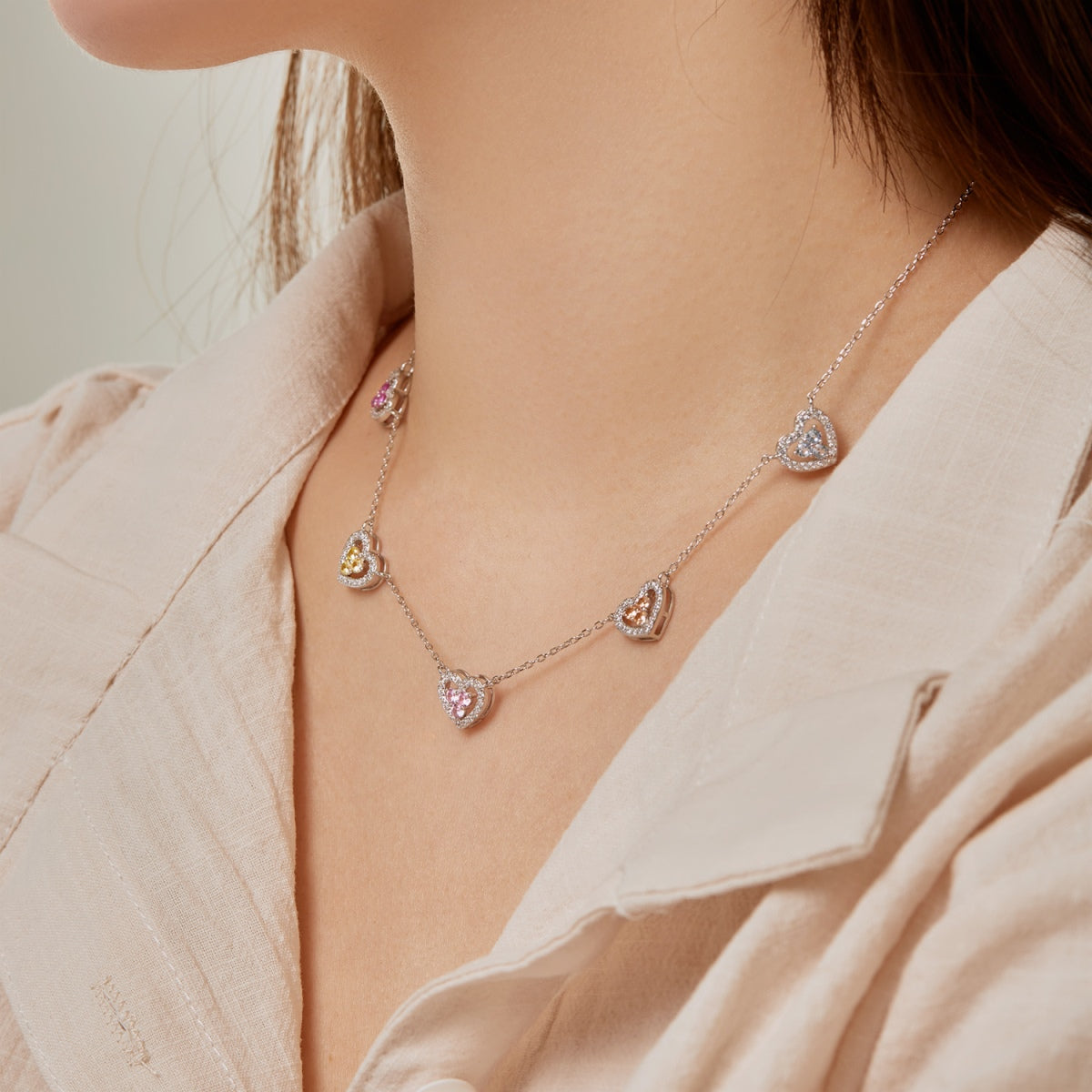 [Oramore Jewelry]Sparkling Five Heart Necklace