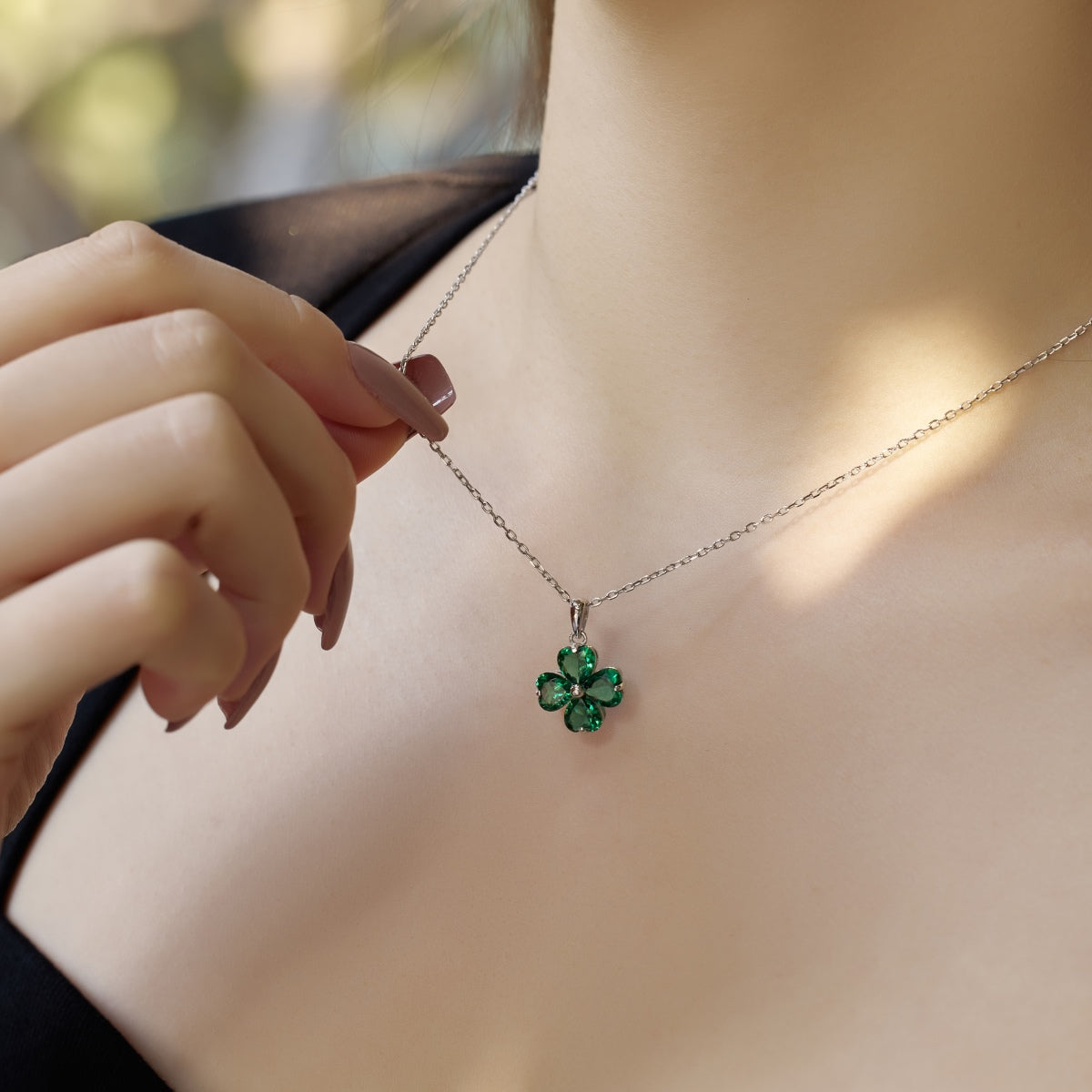 [Oramore Jewelry]Heart-Shaped Four-Leaf Clover Bead Necklace
