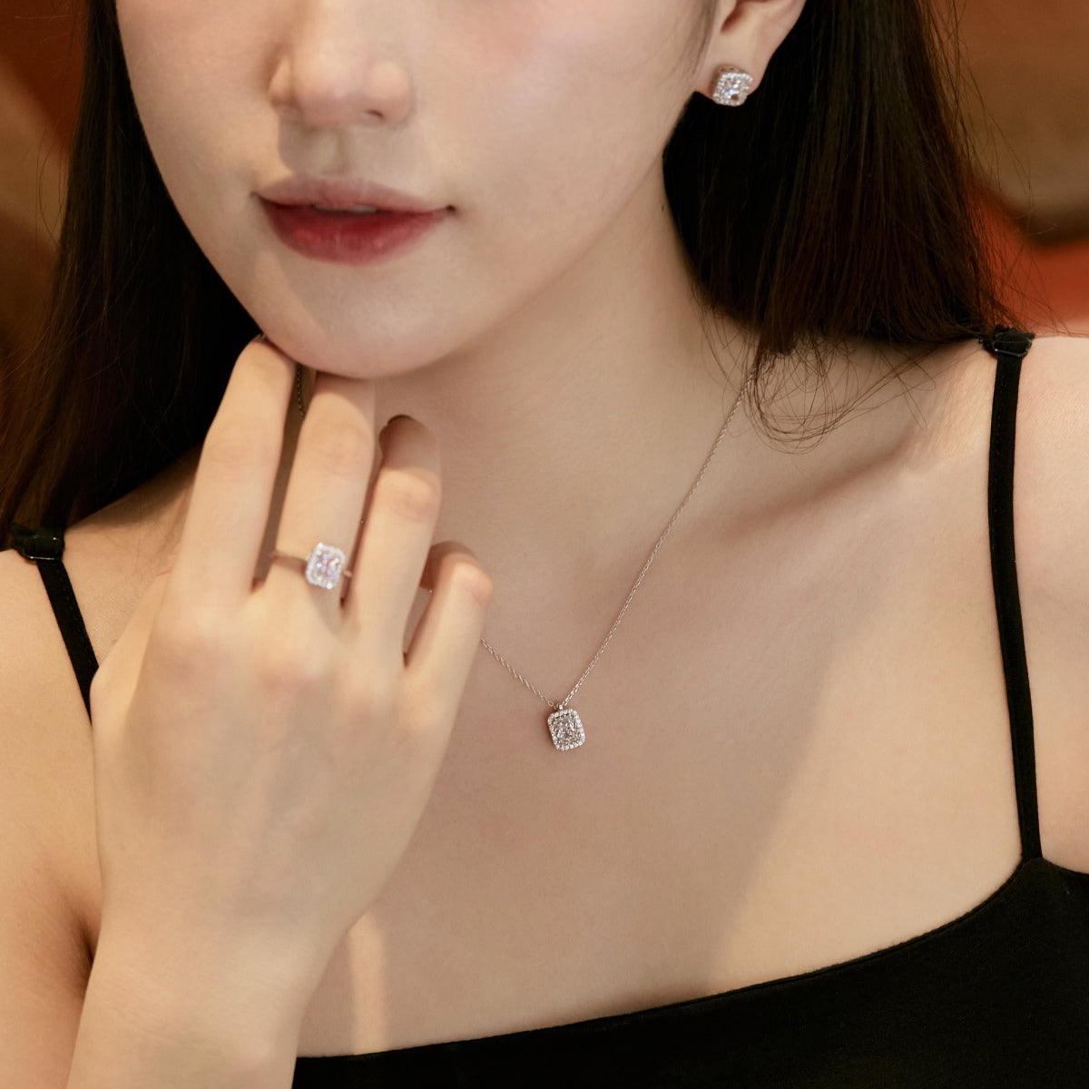 [Oramore Jewelry]1.0 Carat Luxurious Dainty Emerald Cut Daily Earrings