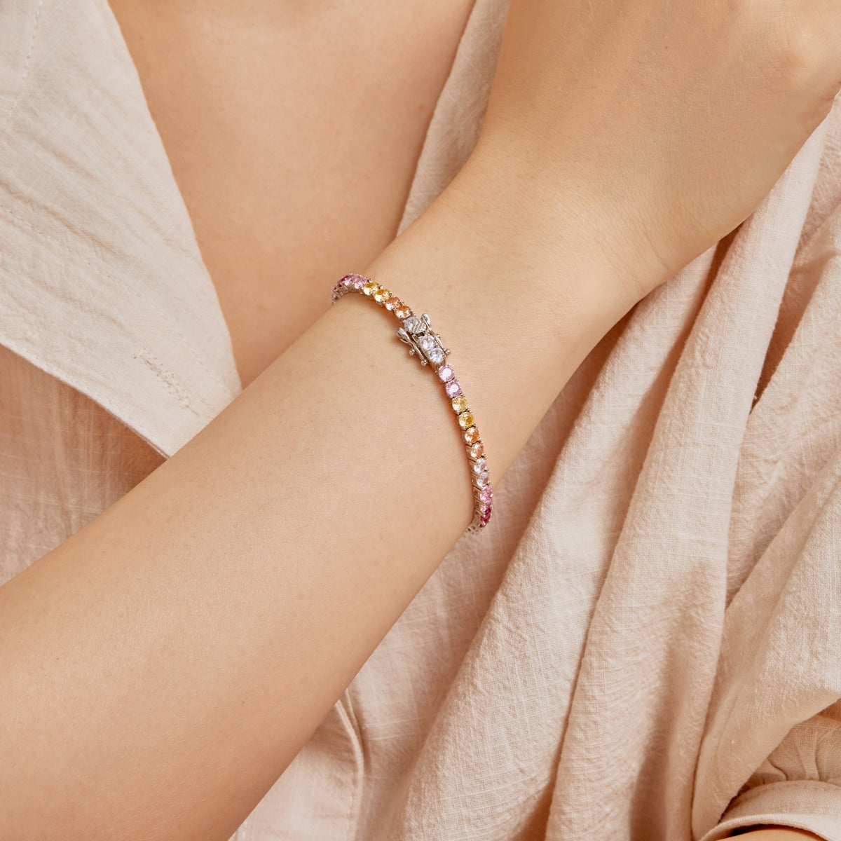 [Oramore Jewelry]Radiant Colorful Round Cut Tennis Bracelet