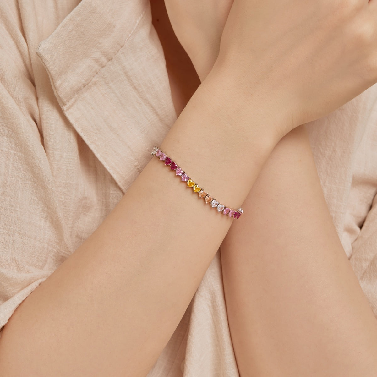 [Oramore Jewelry]Luxurious Colorful Romantic Heart Shape Lover Bracelet