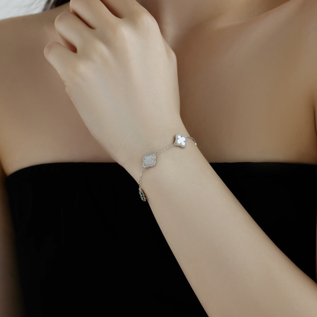 [Oramore Jewelry]Four-Leaf Clover Exquisite Bracelet