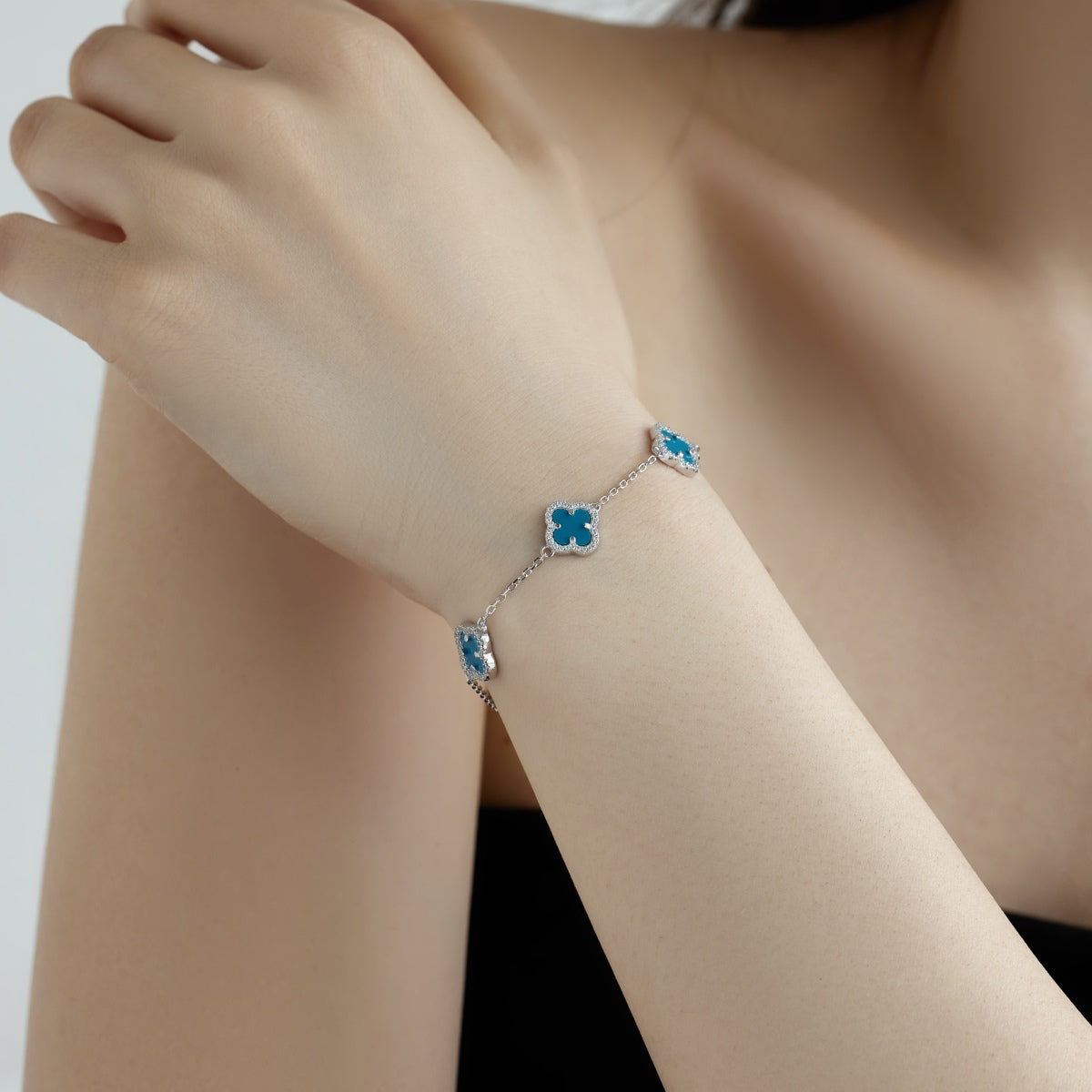 [Oramore Jewelry]Four-Leaf Clover Exquisite Bracelet
