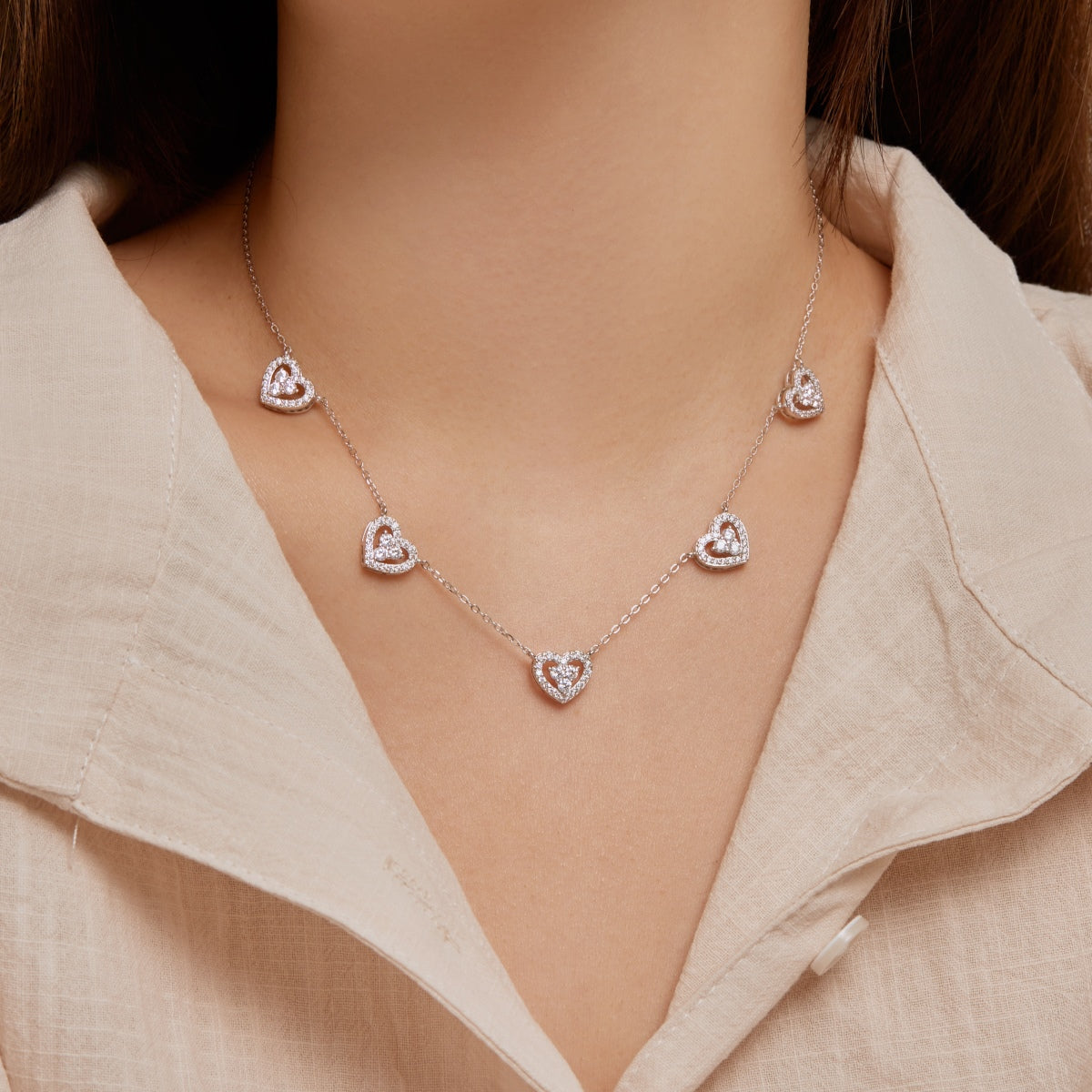 [Oramore Jewelry]Sparkling Five Heart Necklace