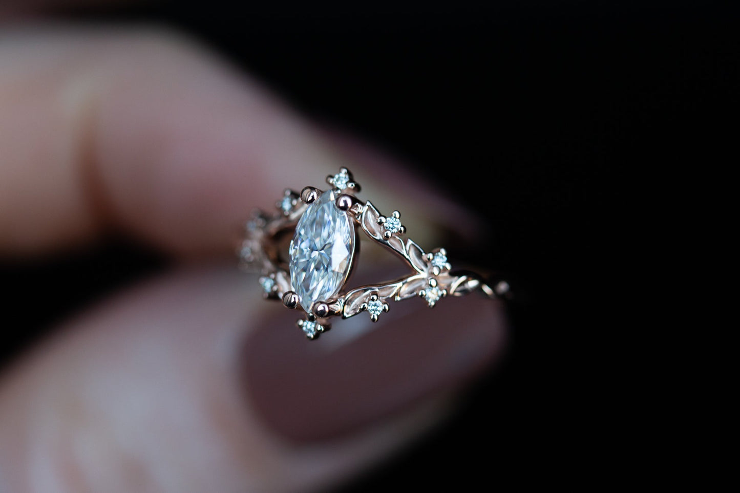 [Oramore Jewelry]Briar rose with marquise moissanite