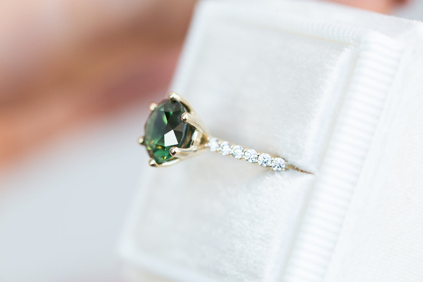 [Oramore Jewelry]The Arya with green sapphire