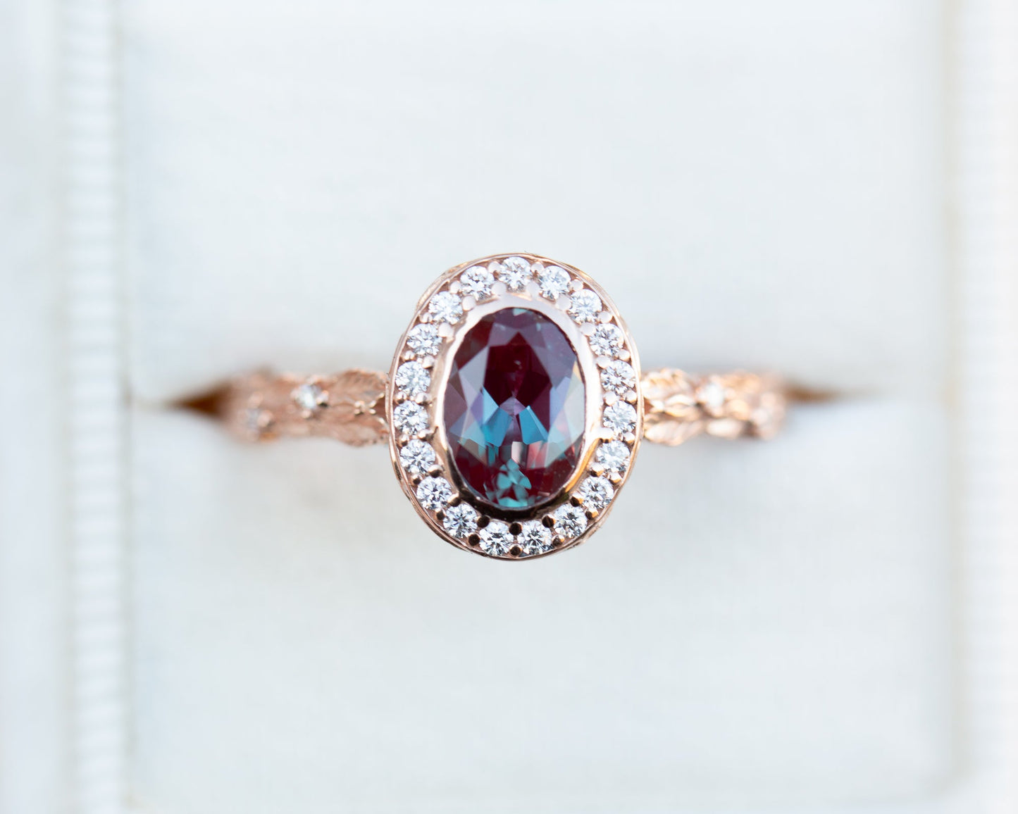 [Oramore Jewelry]Crown of thorns with oval lab alexandrite