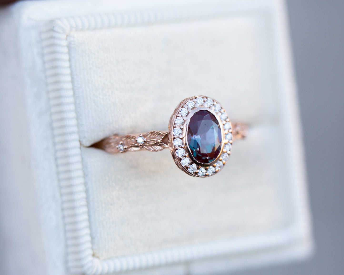 [Oramore Jewelry]Crown of thorns with oval lab alexandrite