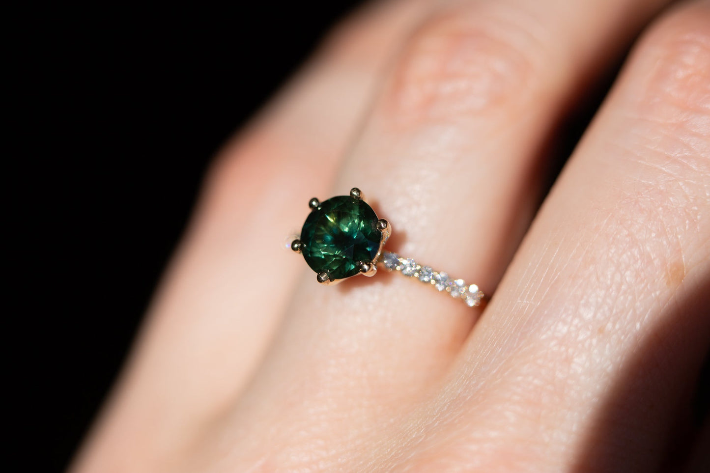 [Oramore Jewelry]The Arya with green sapphire