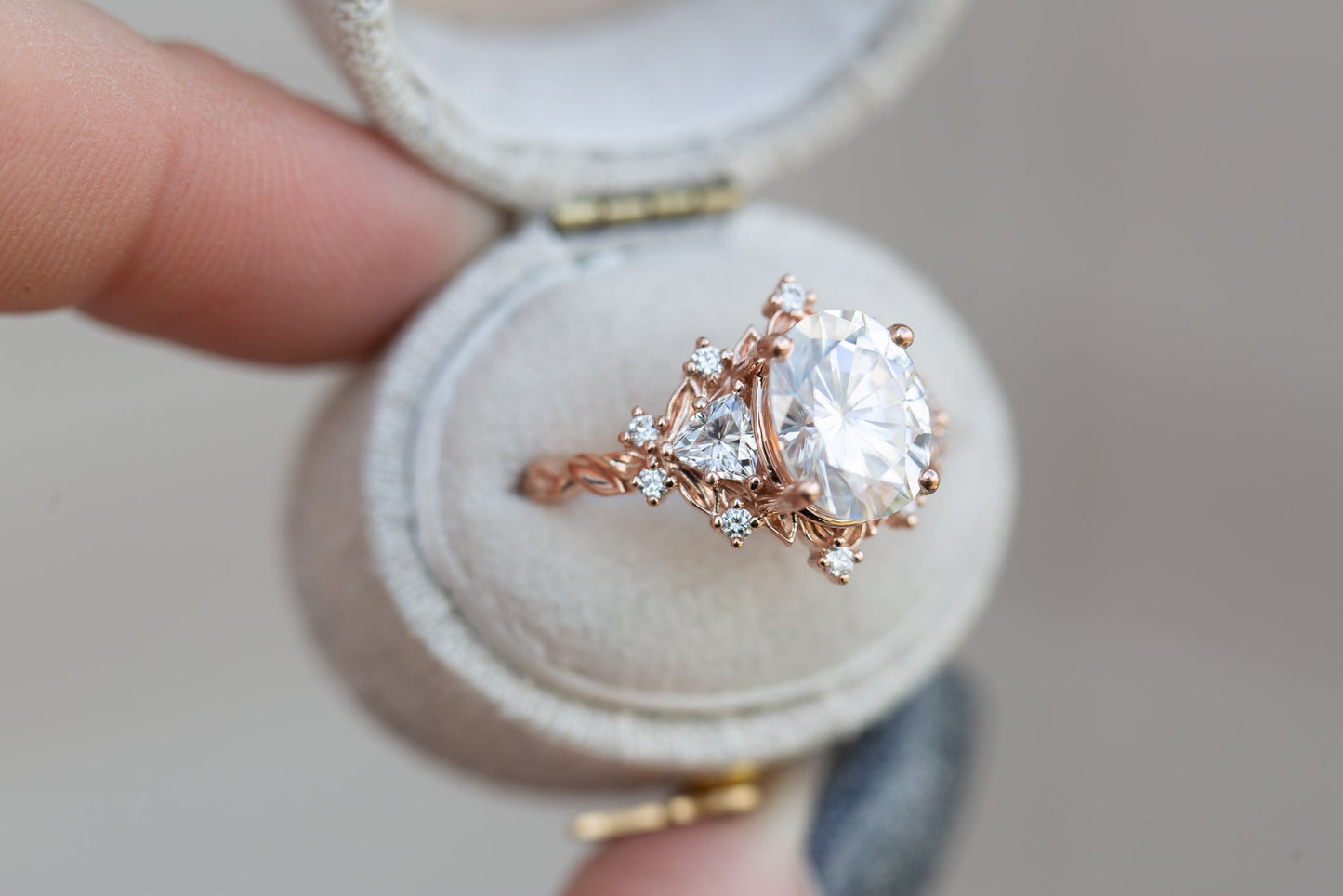 [Oramore Jewelry]Briar rose three stone with  moissanite center