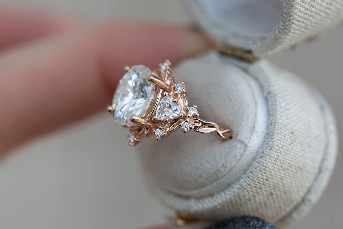 [Oramore Jewelry]Briar rose three stone with  moissanite center