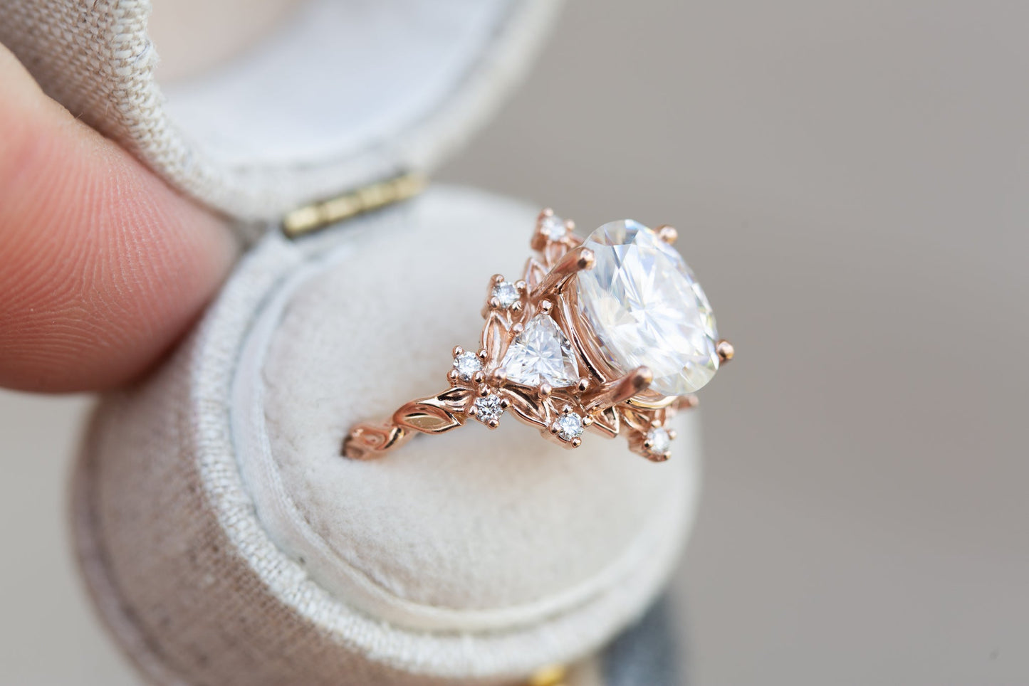 [Oramore Jewelry]Briar rose three stone with  moissanite center