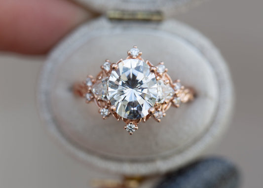 [Oramore Jewelry]Briar rose three stone with  moissanite center