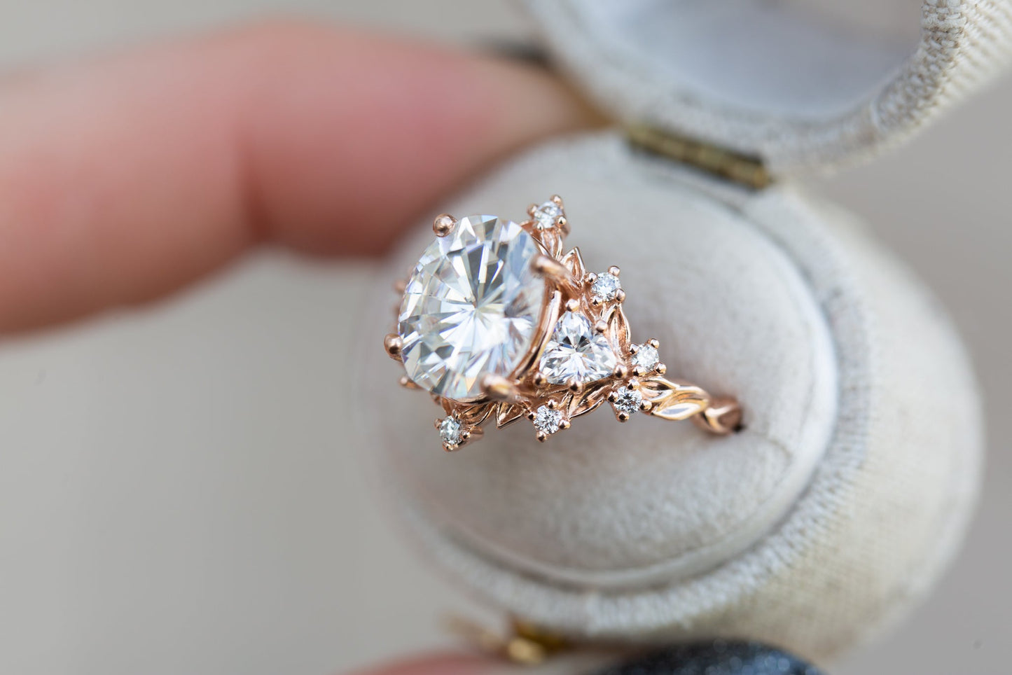 [Oramore Jewelry]Briar rose three stone with  moissanite center