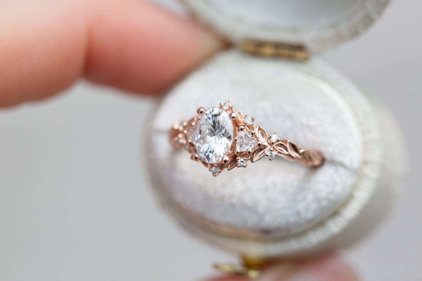 [Oramore Jewelry]Briar rose three stone with 7x5mm oval moissanite