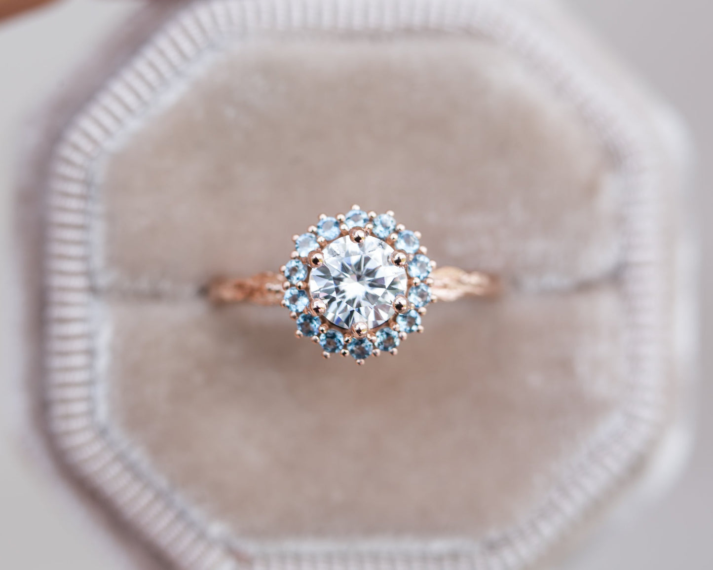 [Oramore Jewelry]Moissanite and aquamarine halo midsummer ring