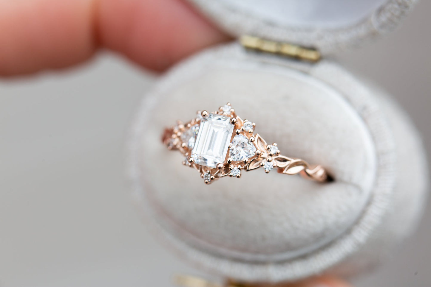[Oramore Jewelry]Briar rose three stone with 6x4mm emerald cut moissanite