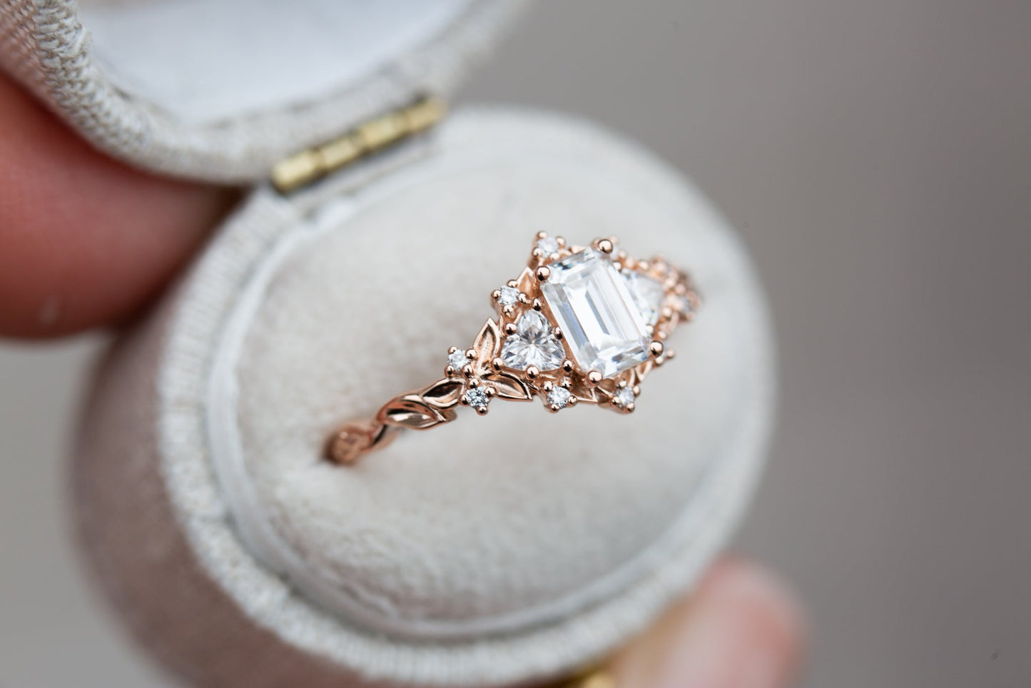 [Oramore Jewelry]Briar rose three stone with 6x4mm emerald cut moissanite