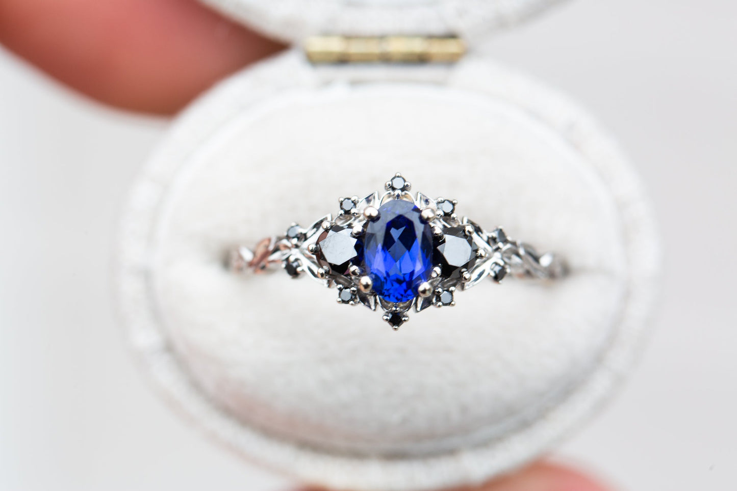 [Oramore Jewelry]Briar rose three stone with blue sapphire and black diamonds
