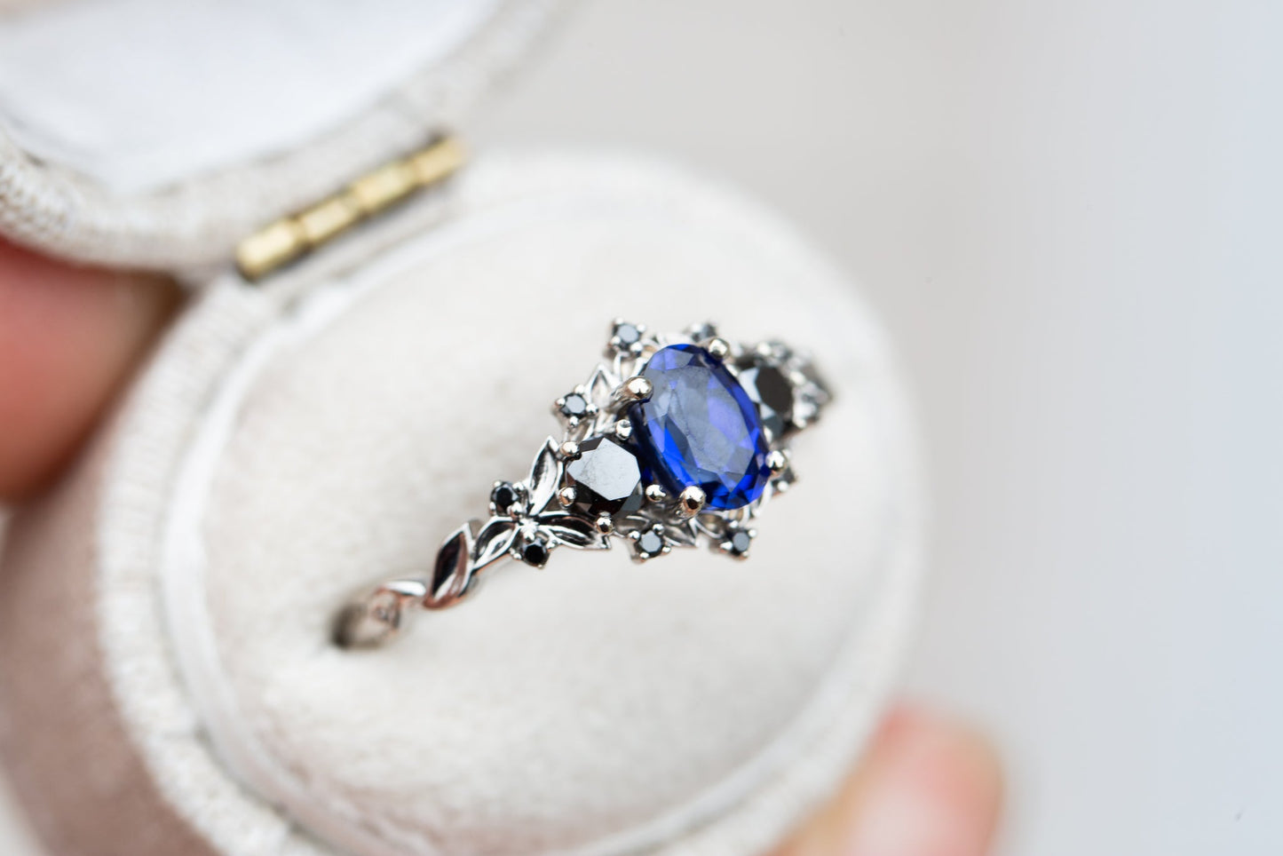 [Oramore Jewelry]Briar rose three stone with blue sapphire and black diamonds