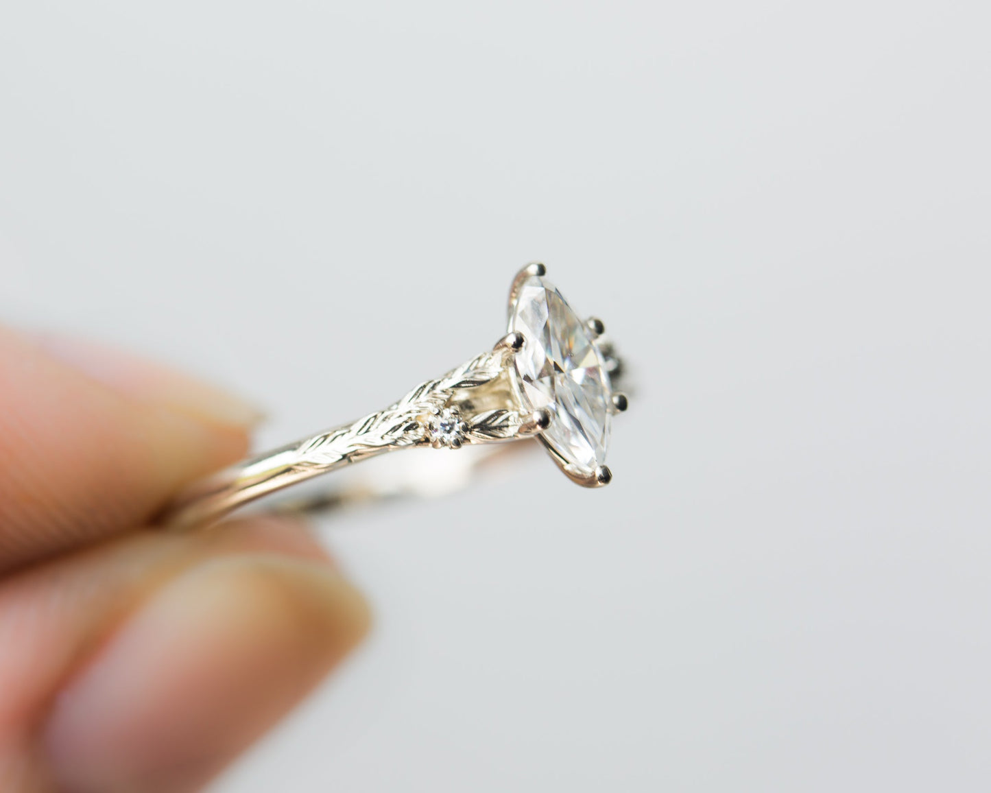 [Oramore Jewelry]Marquise moissanite leaf cathedral engagement ring