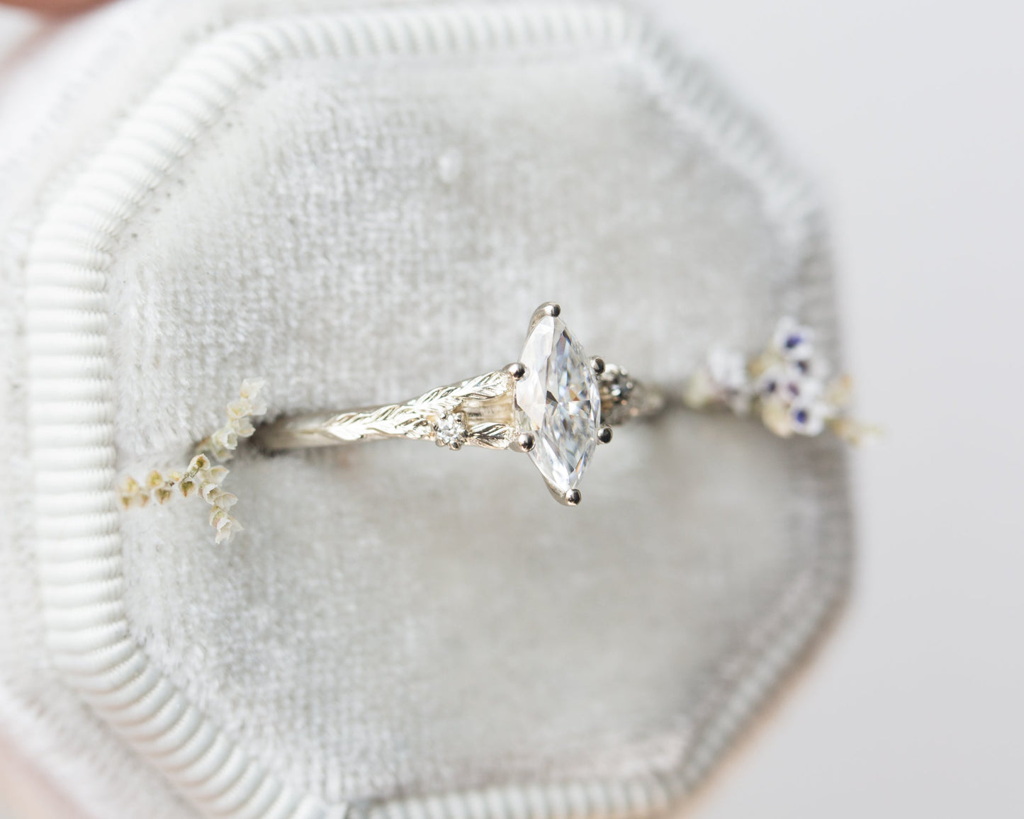 [Oramore Jewelry]Marquise moissanite leaf cathedral engagement ring