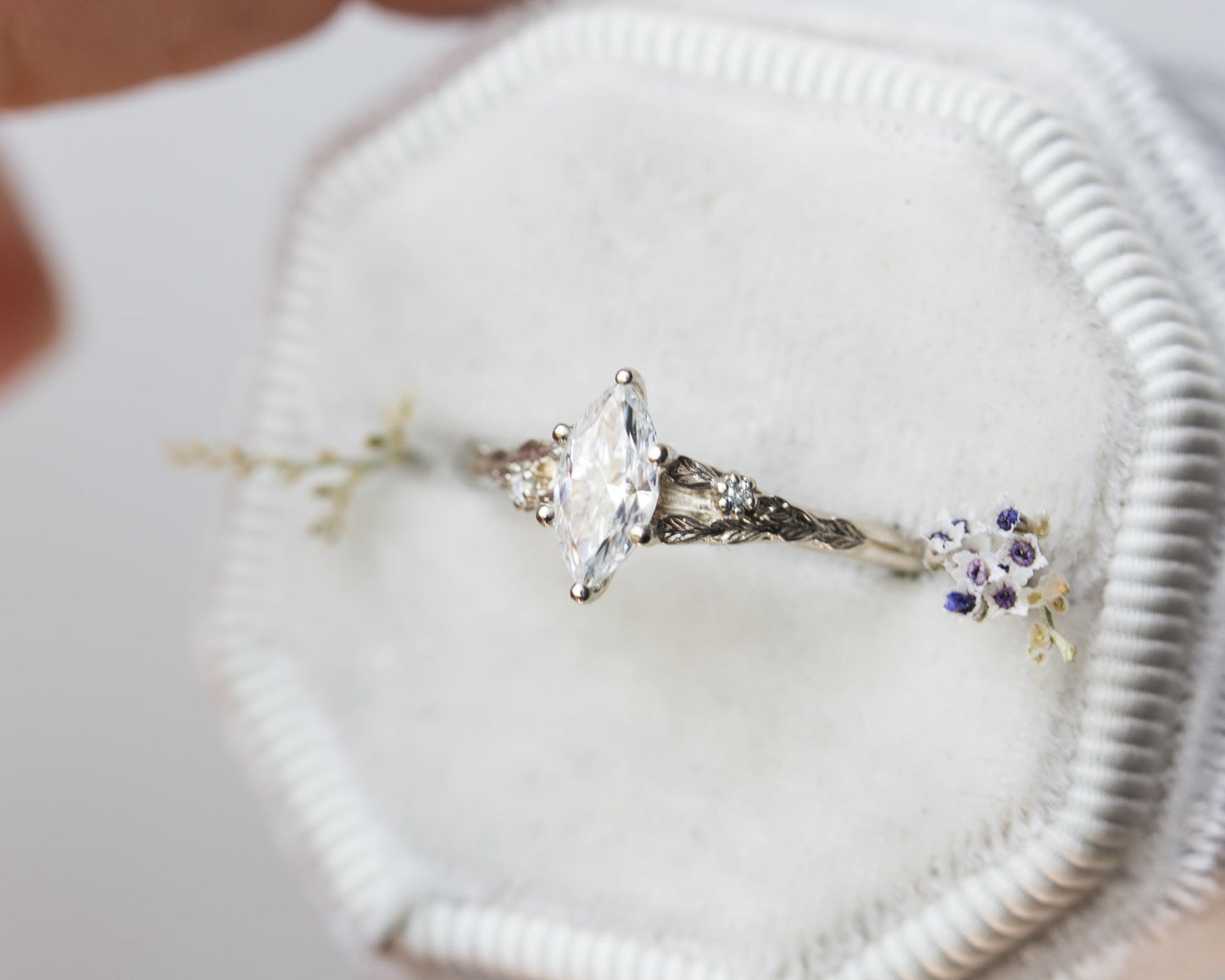 [Oramore Jewelry]Marquise moissanite leaf cathedral engagement ring
