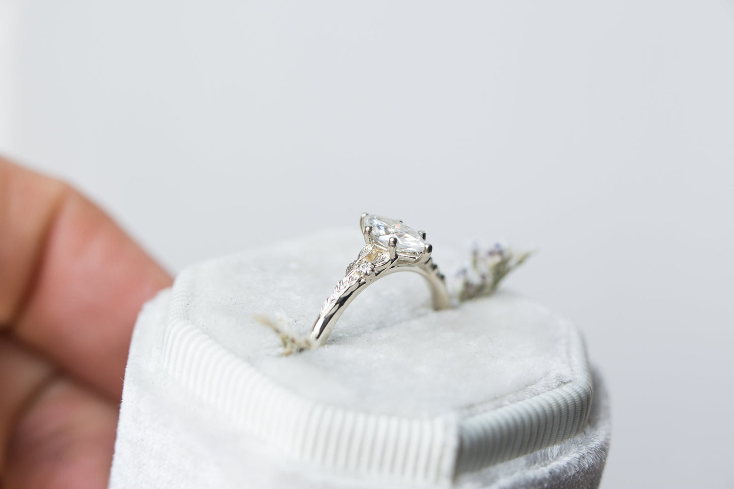 [Oramore Jewelry]Marquise moissanite leaf cathedral engagement ring