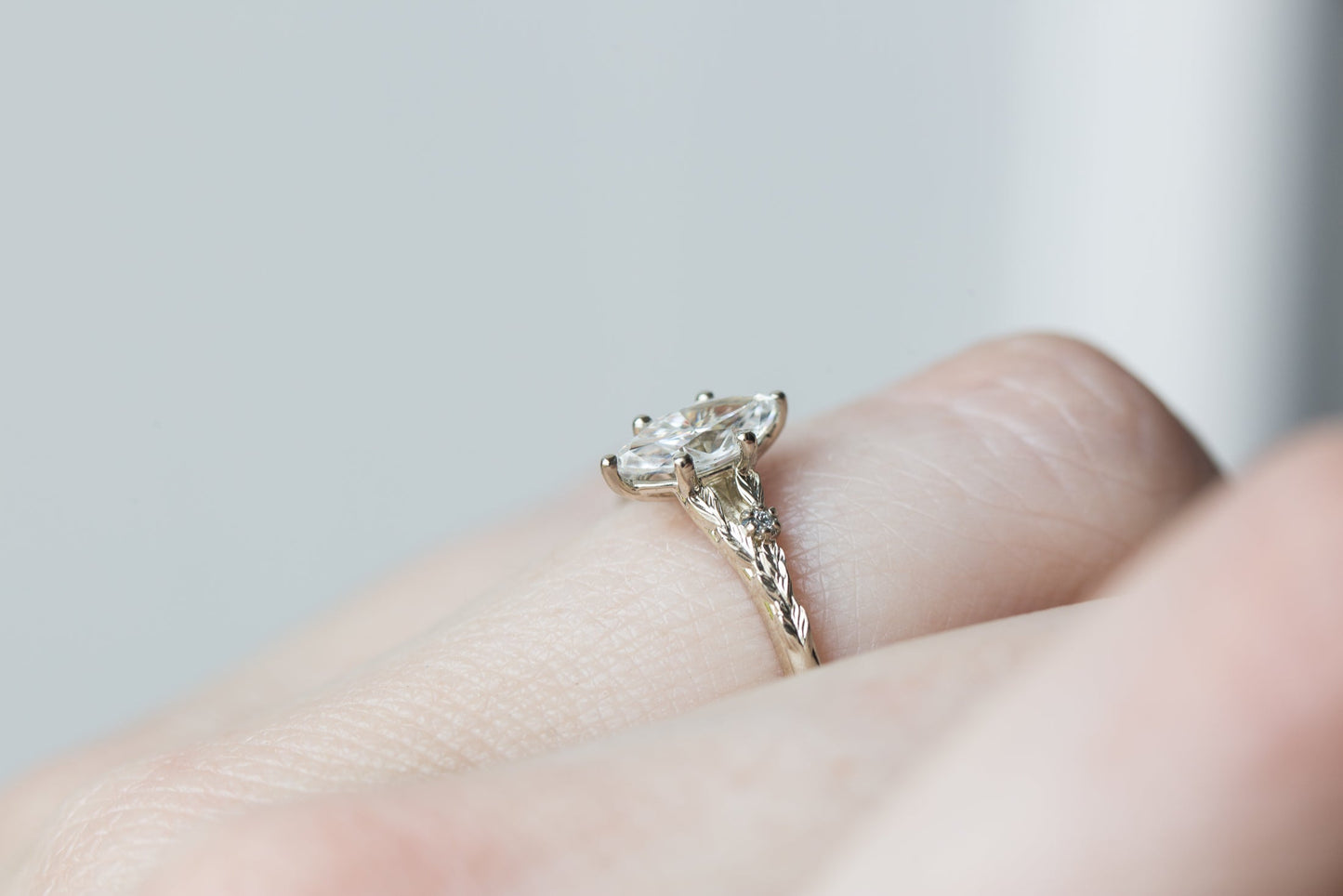 [Oramore Jewelry]Marquise moissanite leaf cathedral engagement ring