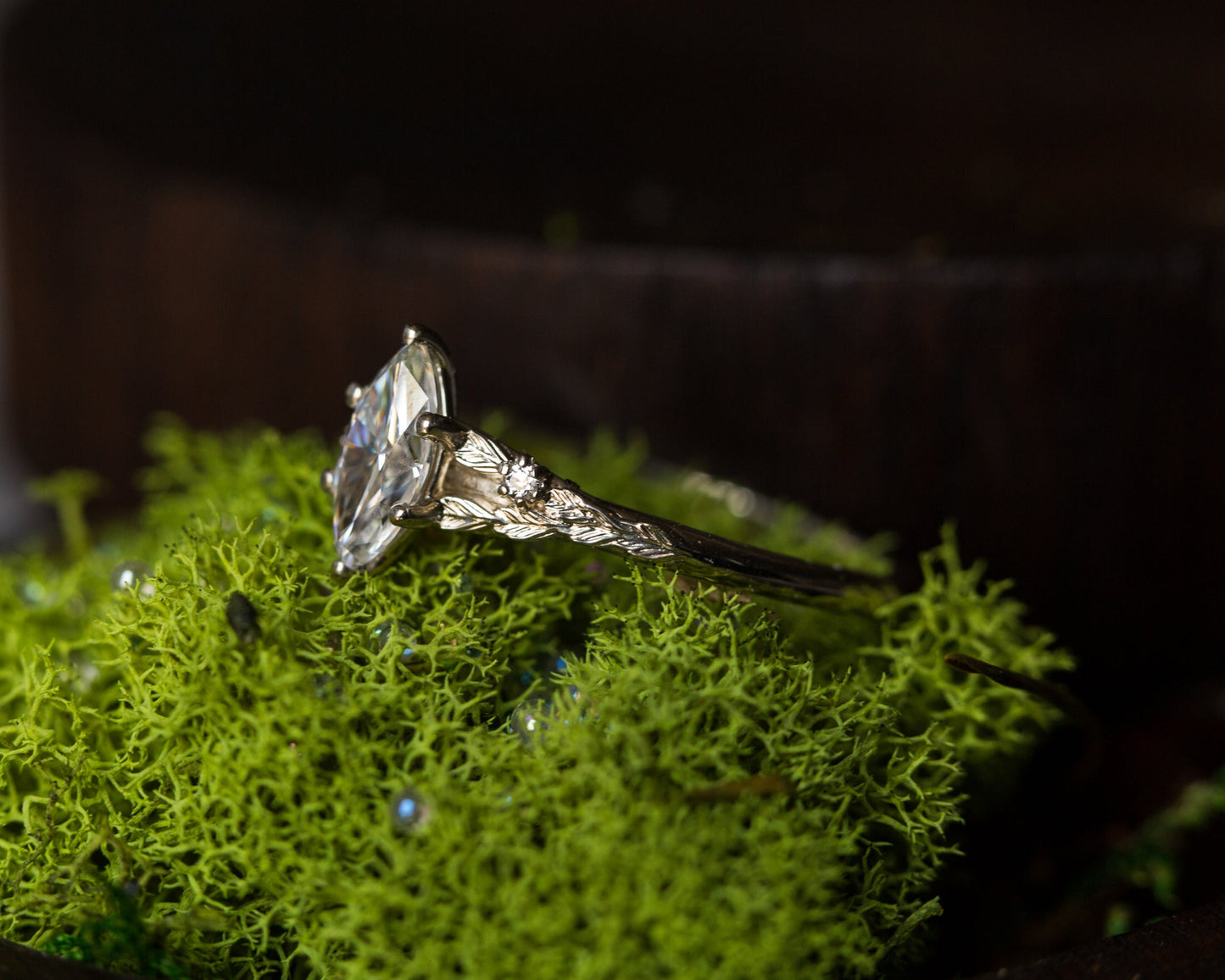 [Oramore Jewelry]Marquise moissanite leaf cathedral engagement ring