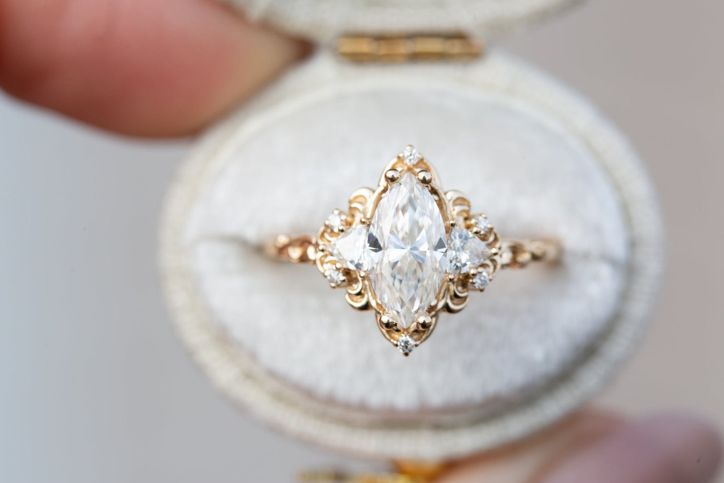 [Oramore jewelry] Aurora three stone with marquise moissanite