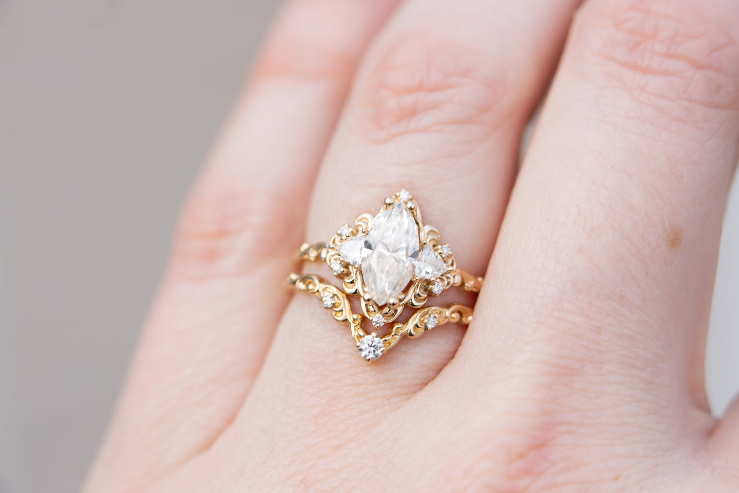 [Oramore jewelry] Aurora three stone with marquise moissanite