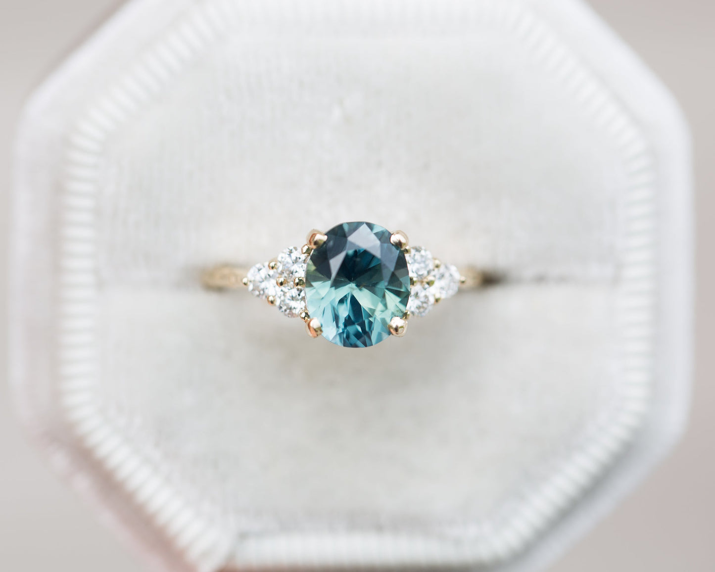 [Oramore Jewelry]Oval teal sapphire leaf engagement ring, seraphina setting