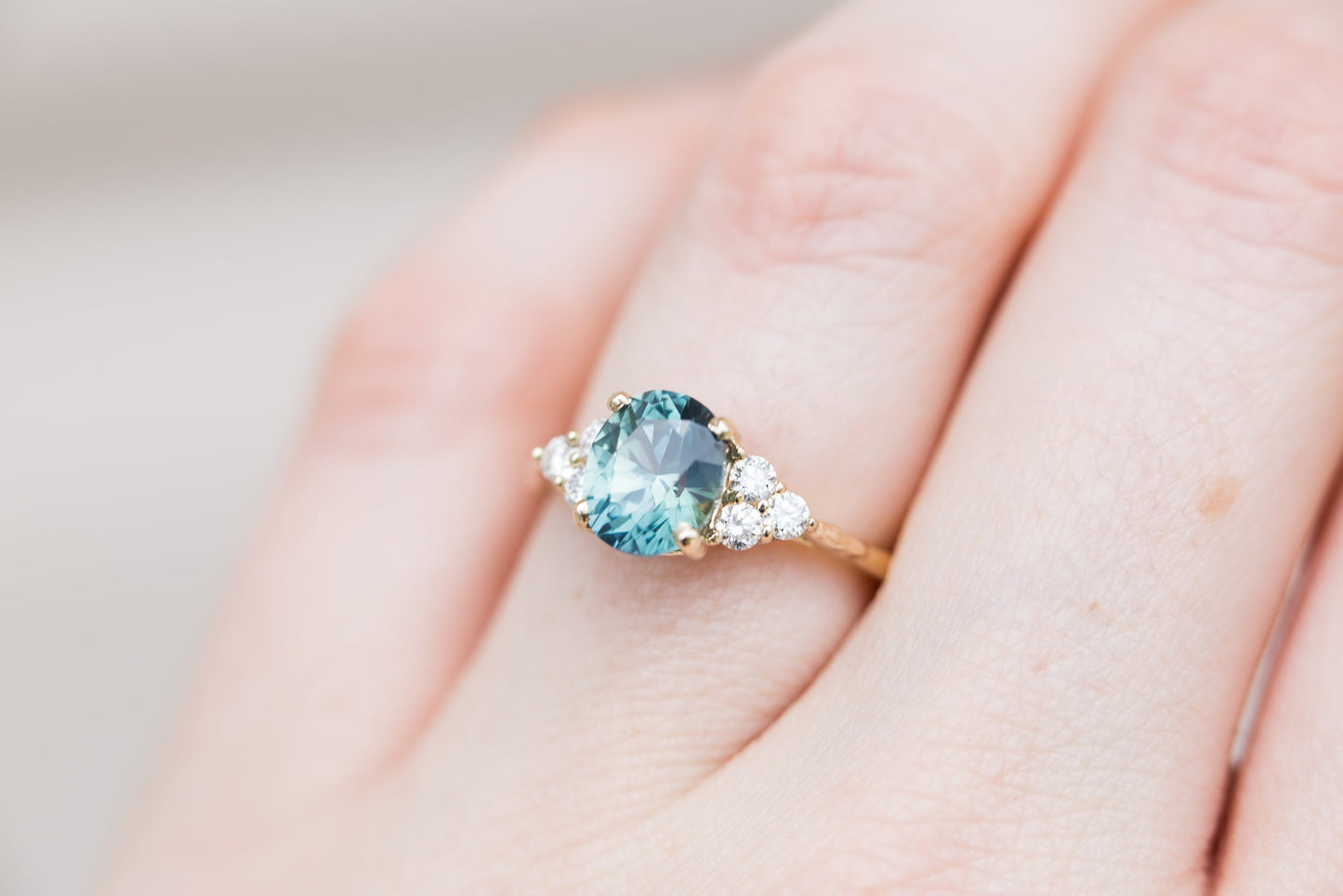 [Oramore Jewelry]Oval teal sapphire leaf engagement ring, seraphina setting