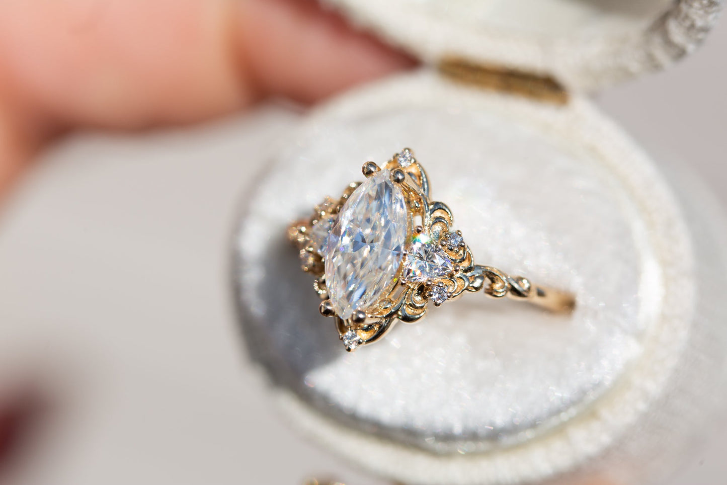 [Oramore jewelry] Aurora three stone with marquise moissanite