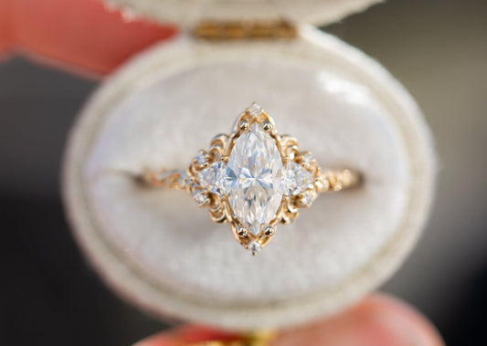 [Oramore jewelry] Aurora three stone with marquise moissanite