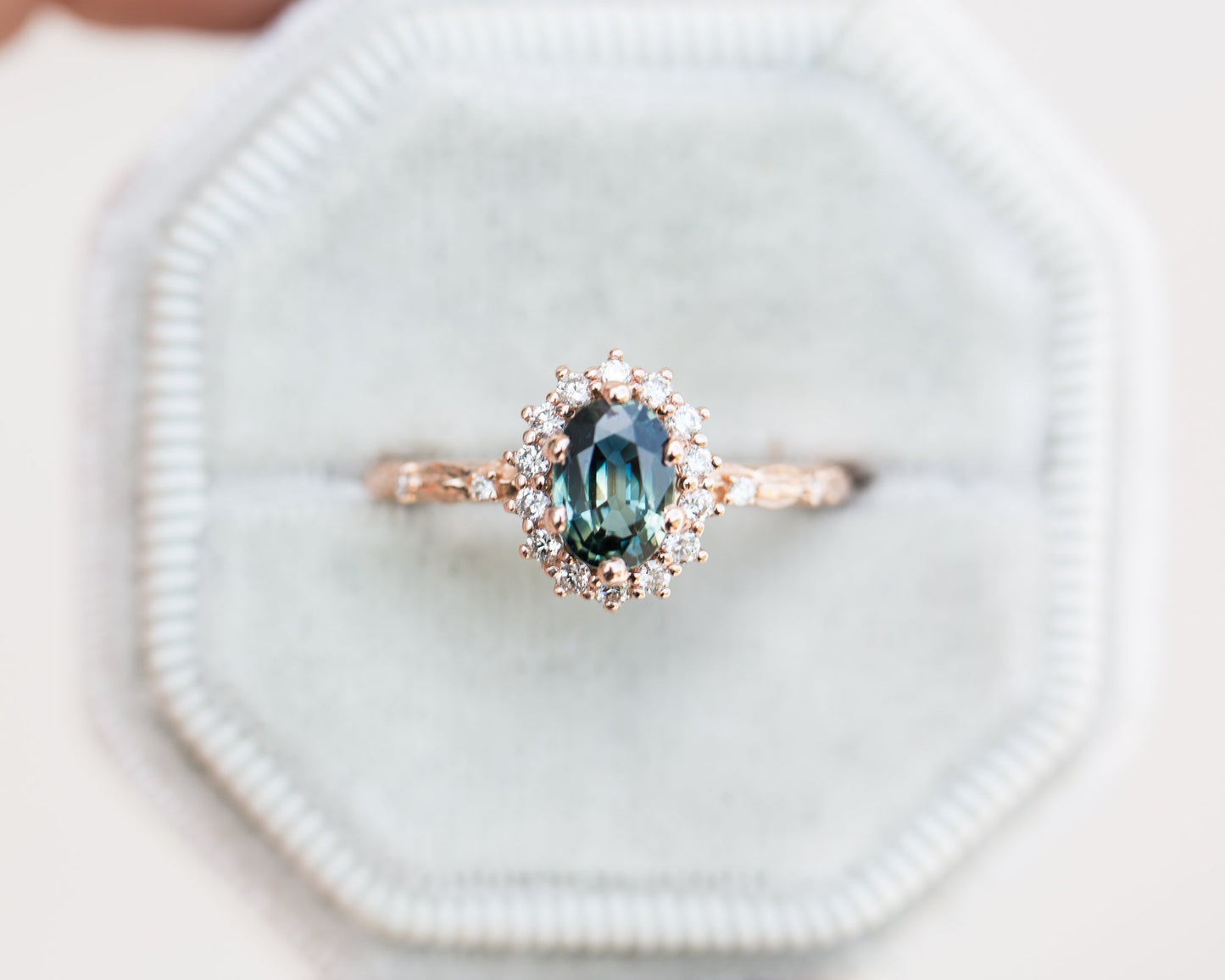 [Oramore Jewelry]Oval blue green halo leaf ring, Eqwene setting
