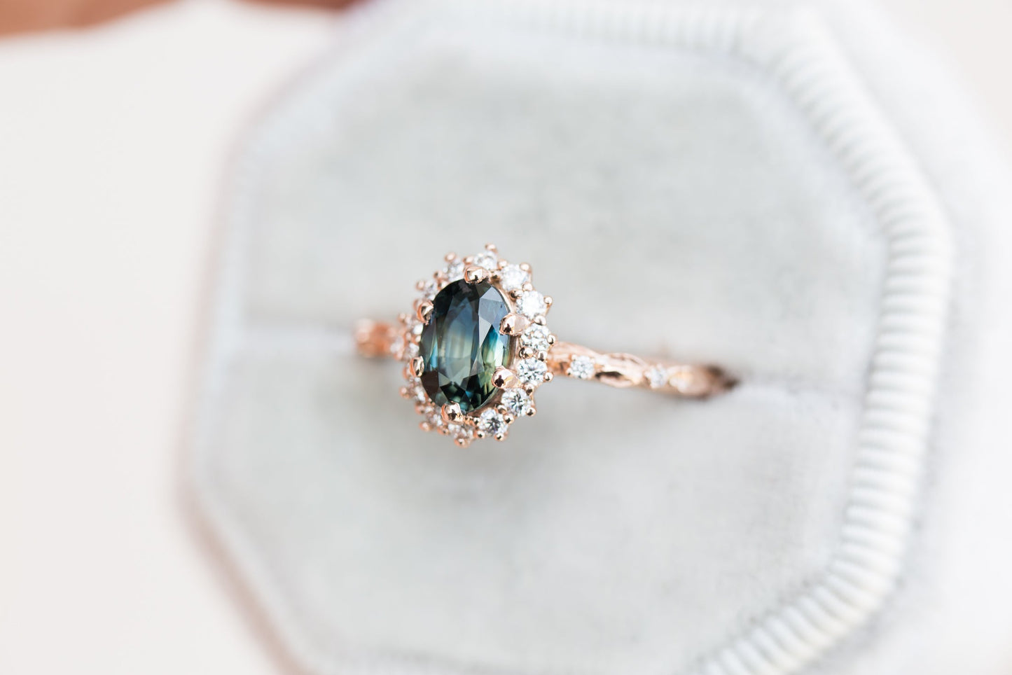 [Oramore Jewelry]Oval blue green halo leaf ring, Eqwene setting