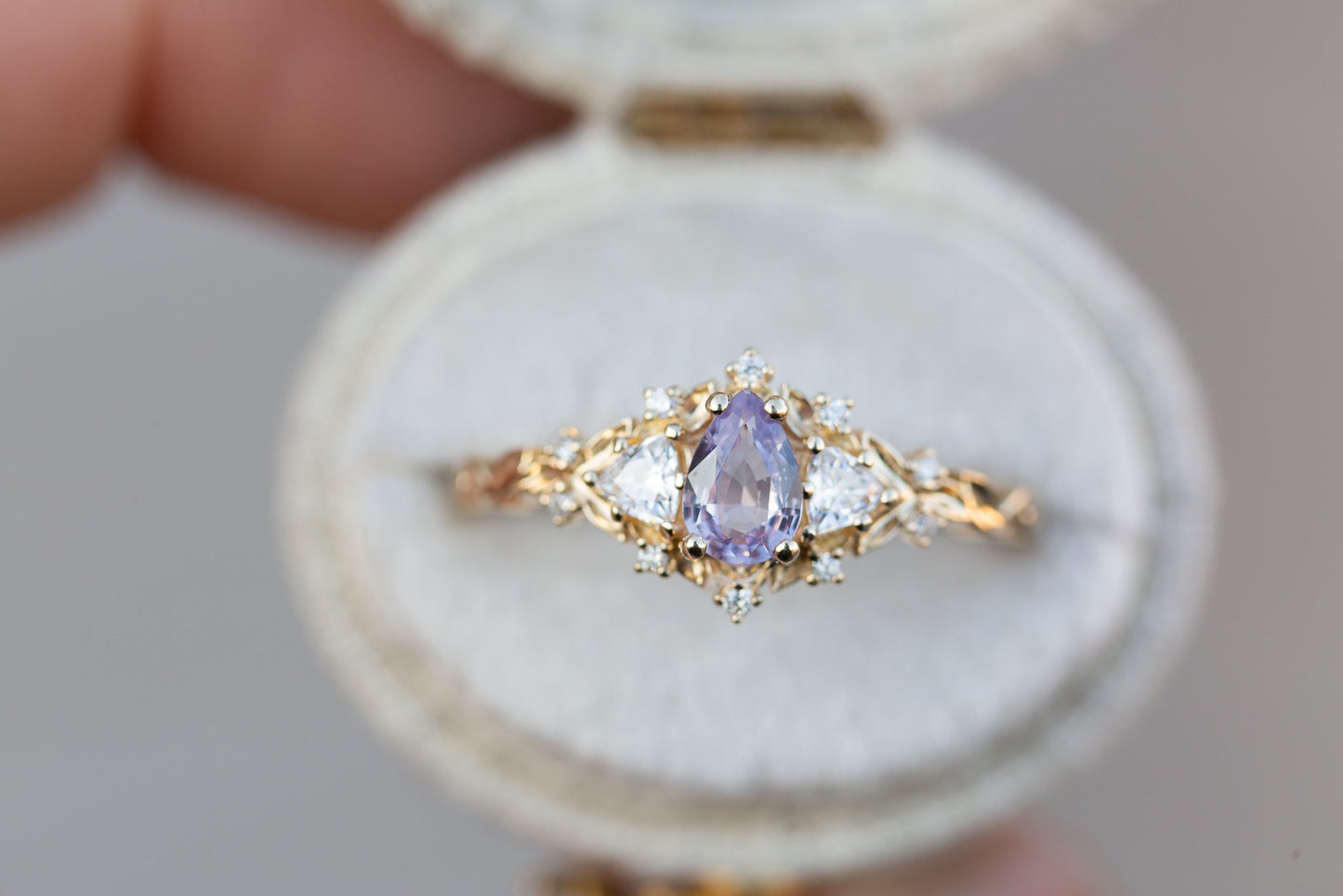 [Oramore Jewelry]Briar rose three stone with pear lavender sapphire