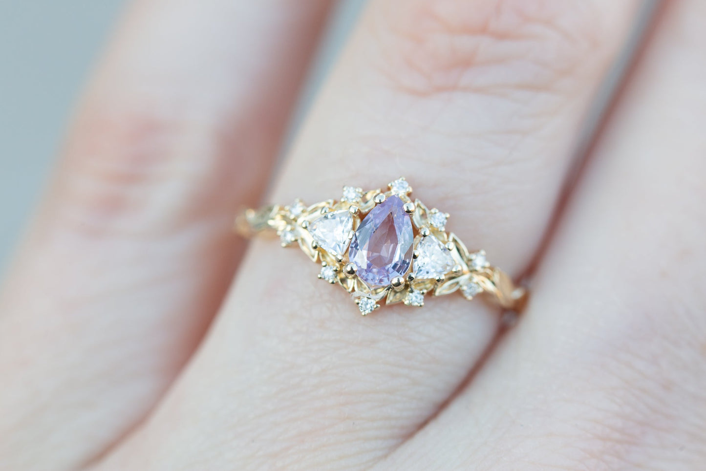 [Oramore Jewelry]Briar rose three stone with pear lavender sapphire